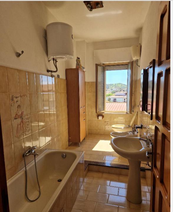 Apartment Piras&Tascedda Ampio Appartamento Vicino Al Centro Bari Sardo Kültér fotó